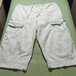 White Stag Women's Cargo Shorts, Size 14